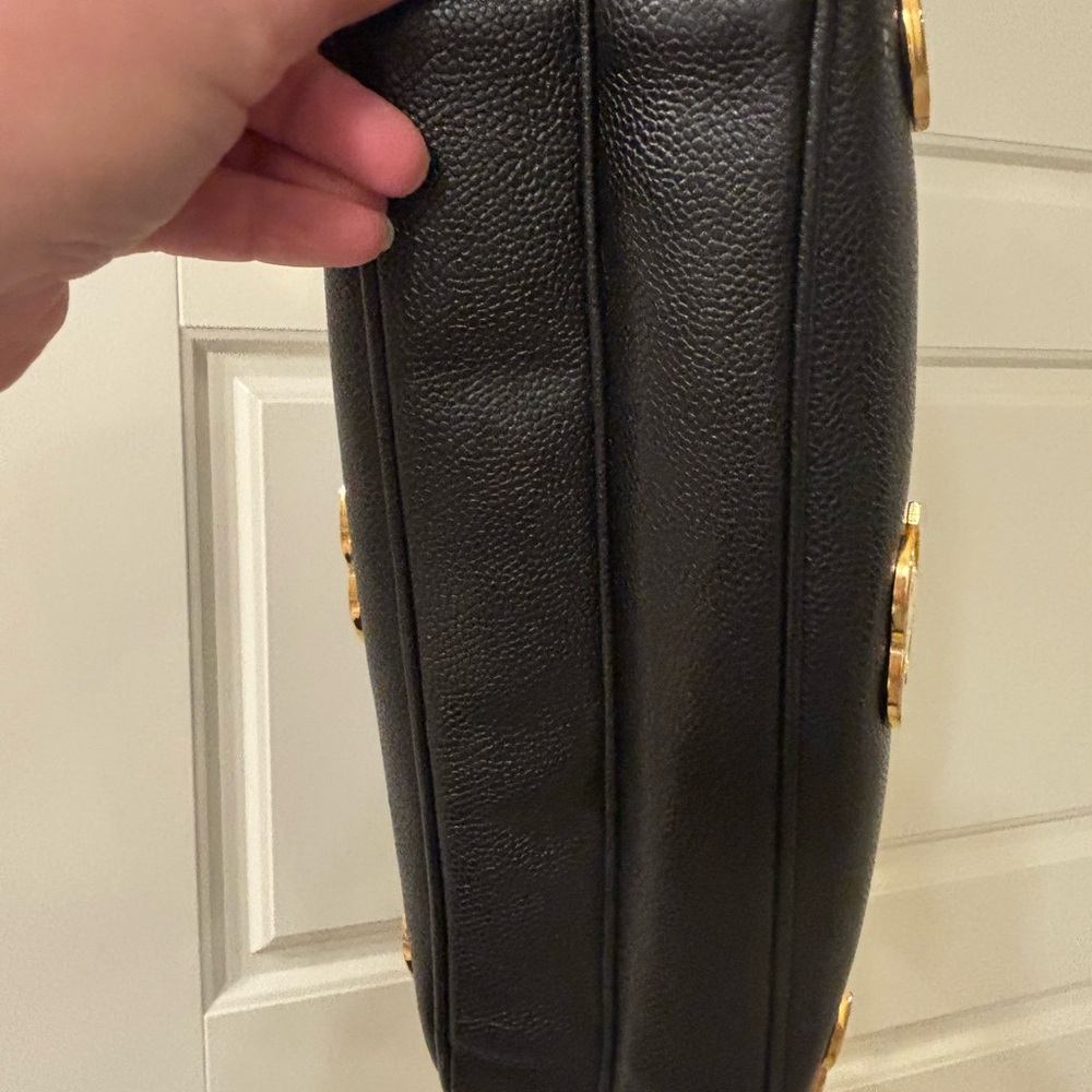 CHANEL Black Shoulder/Tote Bag in Caviar with Gold CC Accents-Beautiful! - Picture 8 of 15